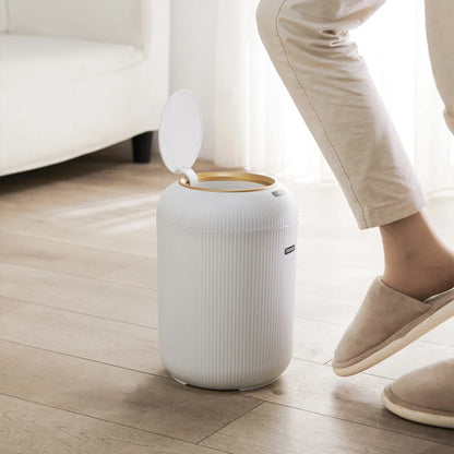 Smart Motion Sensor Trash Can – Lantern Desig